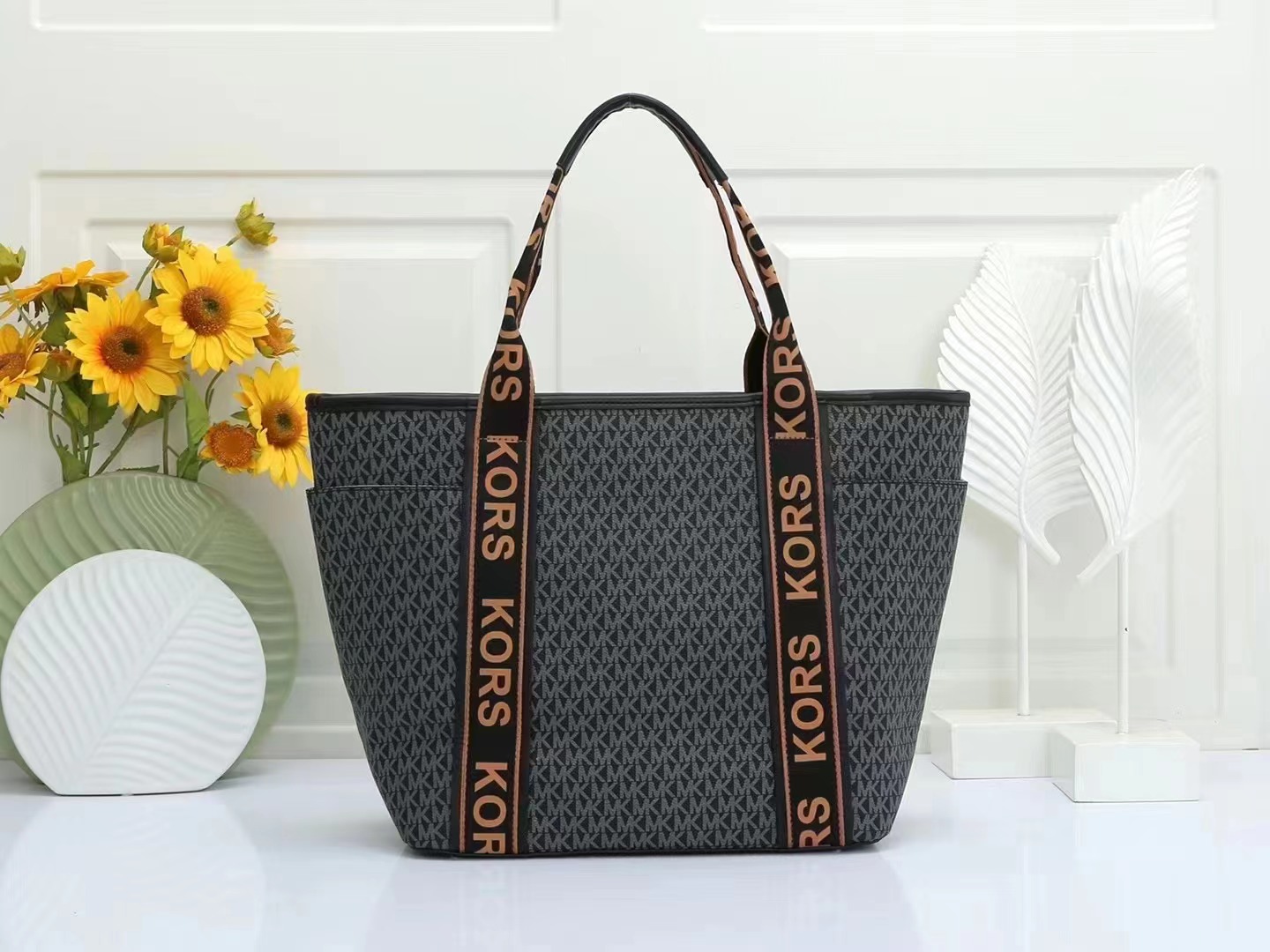 39$ MK 22314 Tote bag size 45x16x30 cm 011526 BR1750 gallery