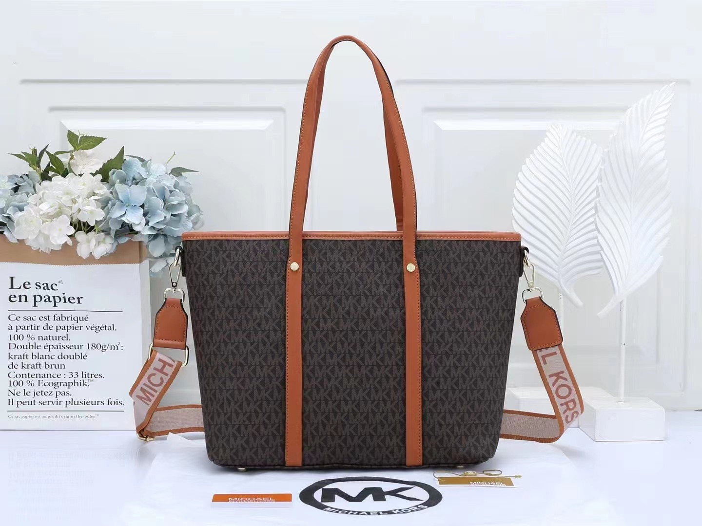 39$ MK 23011 Tote bag size 33x28x12 cm 418660 BR1758 gallery