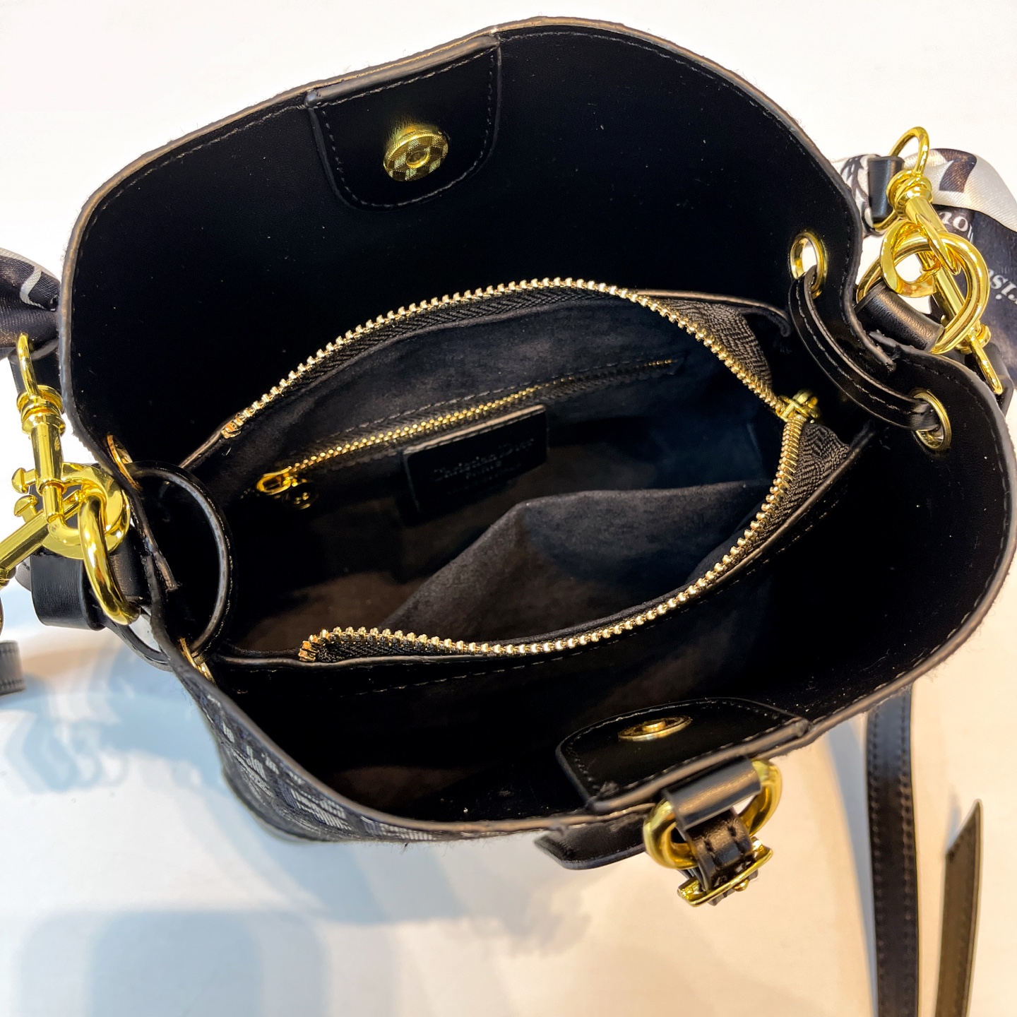 39$ dh DIOR 43819 Shoulder bag size 21X19X12 cm 61273023792 BY2489 gallery