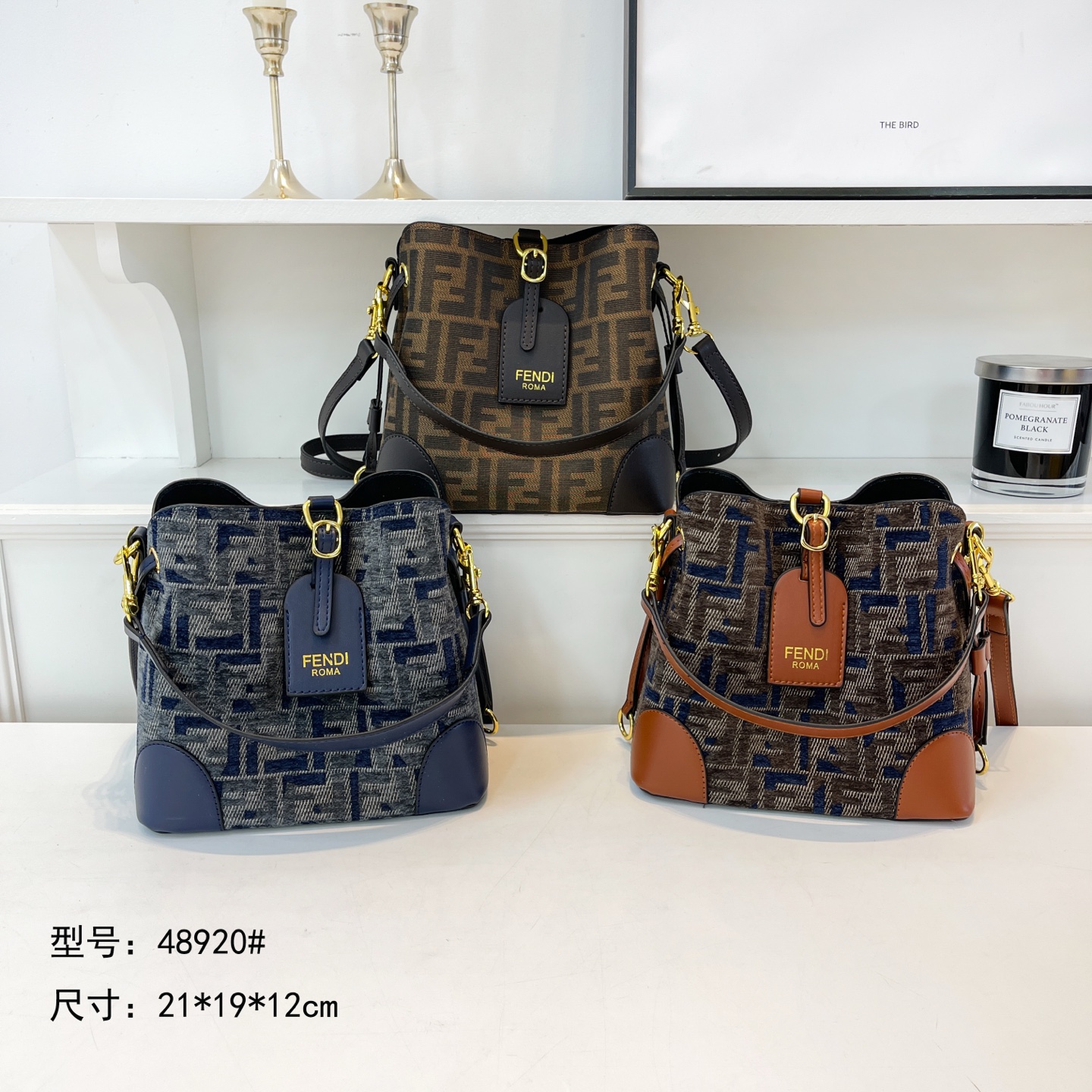 39$ dh FENDI 48920 Shoulder bag size 21X19X12 cm 41576023792 BY2491 gallery