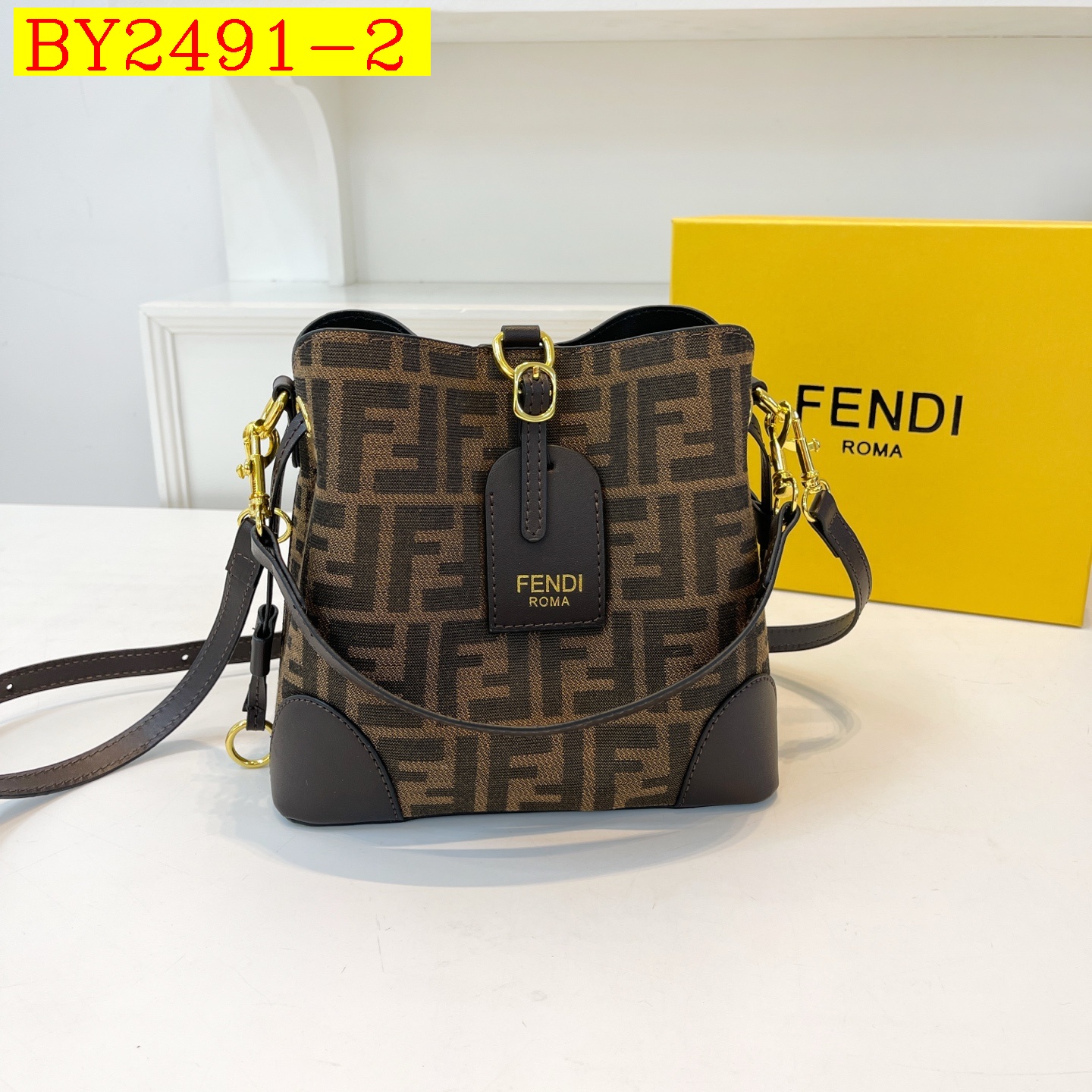 39$ dh FENDI 48920 Shoulder bag size 21X19X12 cm 41576023792 BY2491 gallery