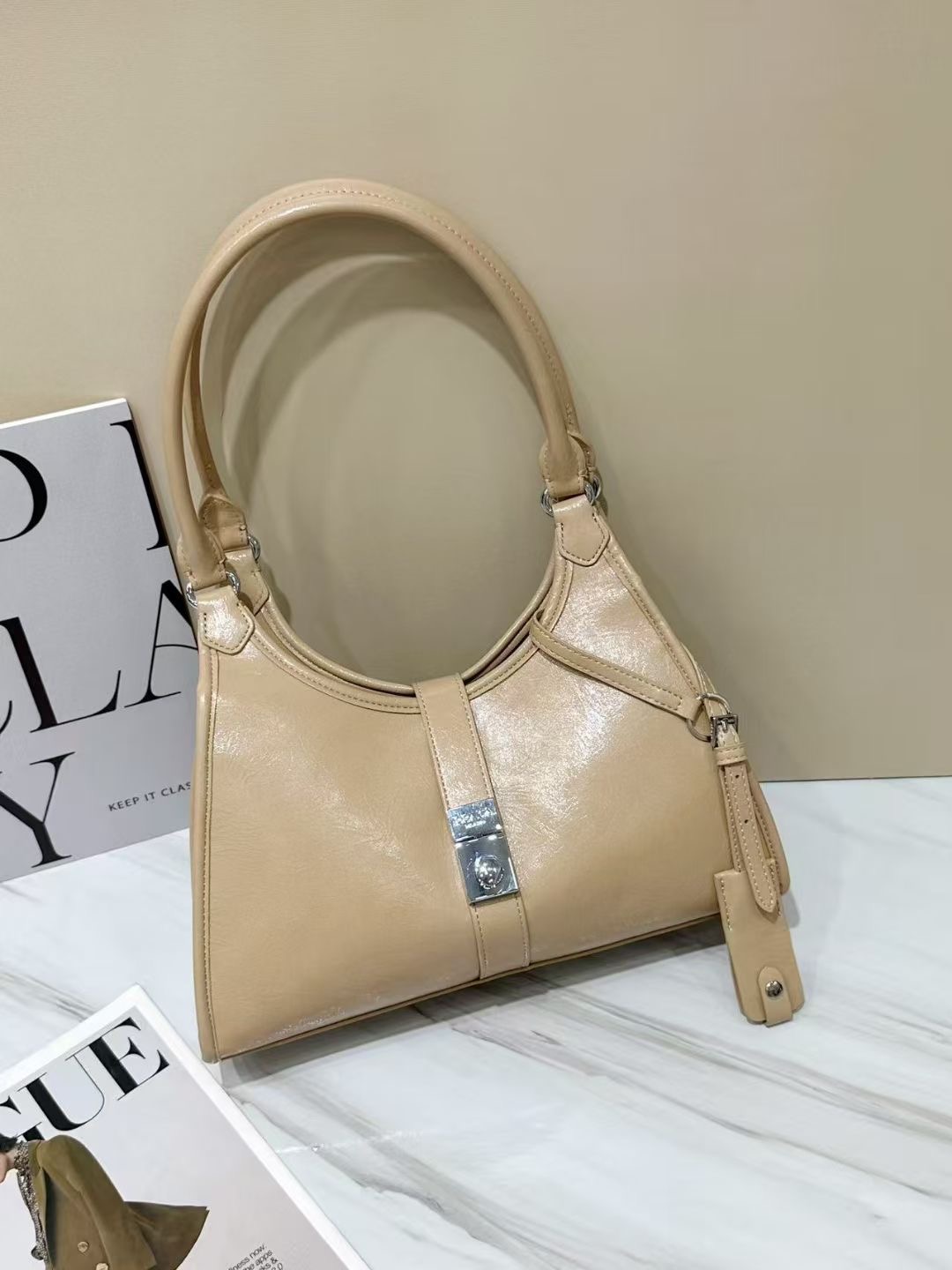40$ PRADA Shoulder bag size 32X11X25 cm 611810 BR1718 gallery