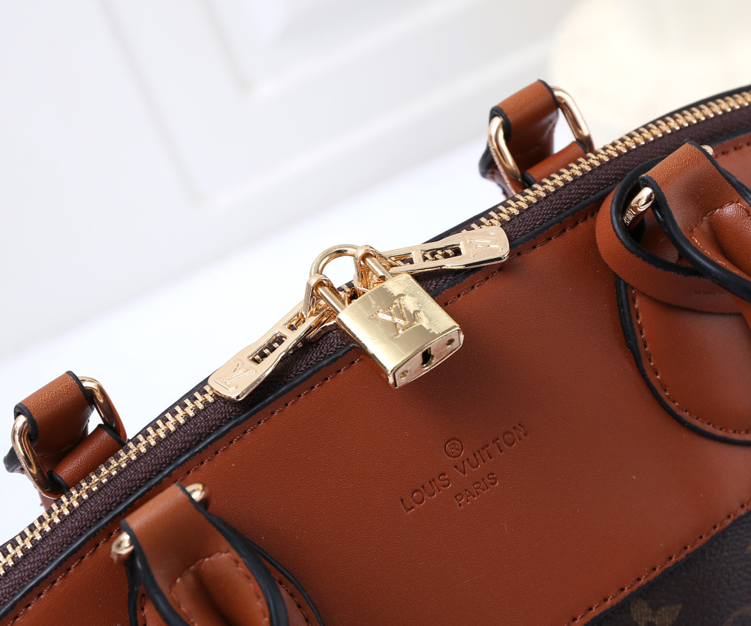 40$ dh LV 622927 Shoulder bag size 35x14x25 cm 41573024708 BR1706 gallery