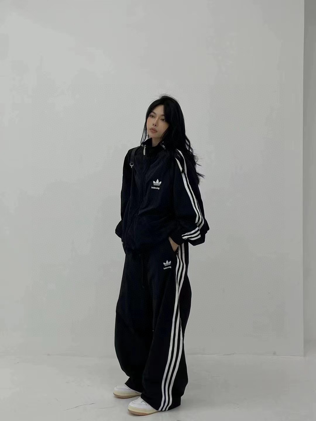 41$ Balenciaga Adidas 2024FW Pants size S-XL 714850 WX112 gallery