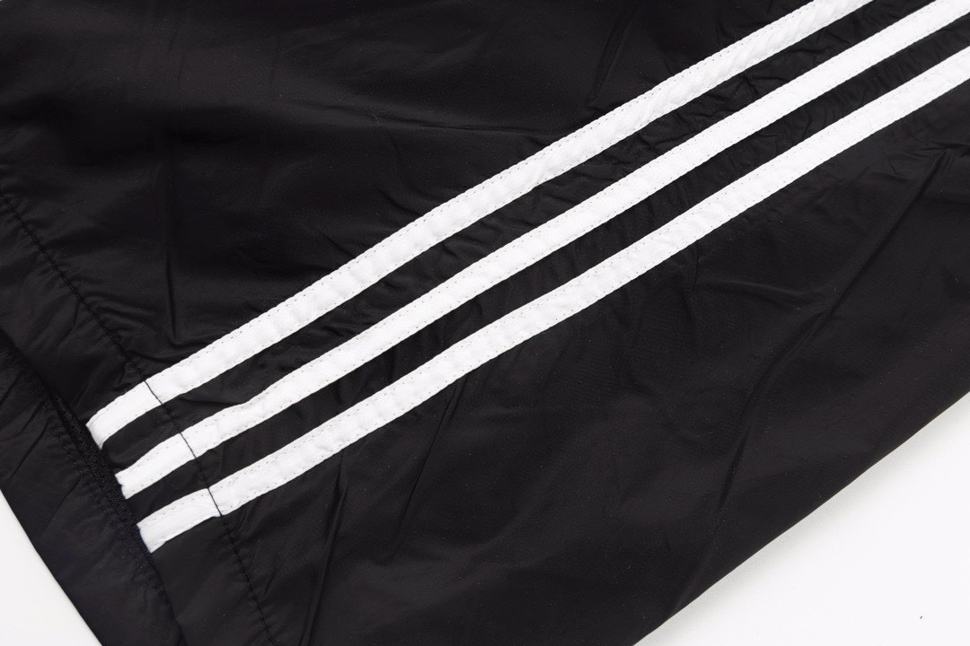 41$ Balenciaga Adidas 2024FW Pants size S-XL 714850 WX112 gallery
