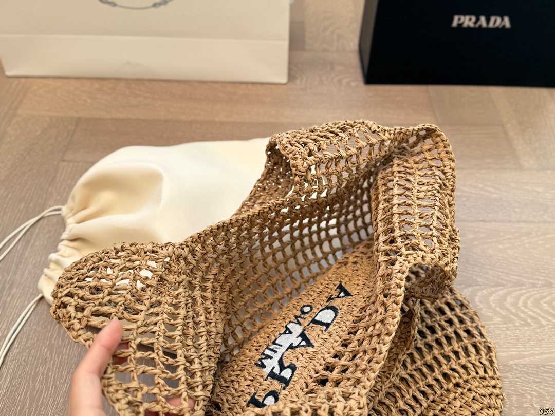 41$ PRADA Straw woven bag size 38x38 cm 425180 ZZ279 gallery