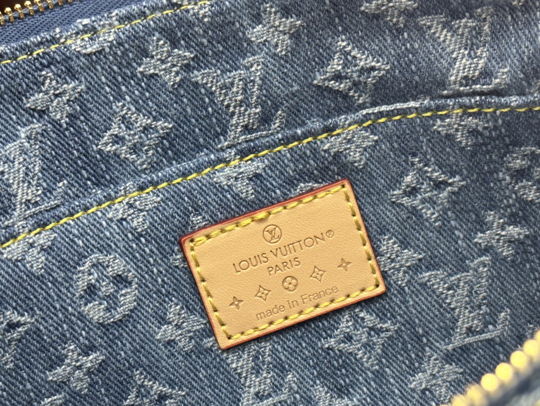 41$ new_dh LV_M82962 SIZE 23X13X4 CM 82514023791 XR1B196 gallery