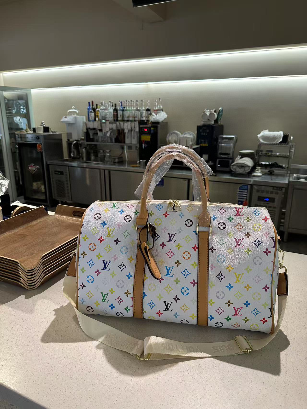 42$ LV 34513 Travelling bag size 45x29x18 cm 915736 DX732 gallery