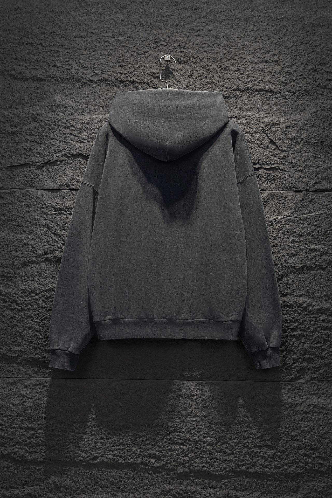 42$ dh BALENCIAGA Sweatshirt size XS-L 71485024927 WX72 gallery
