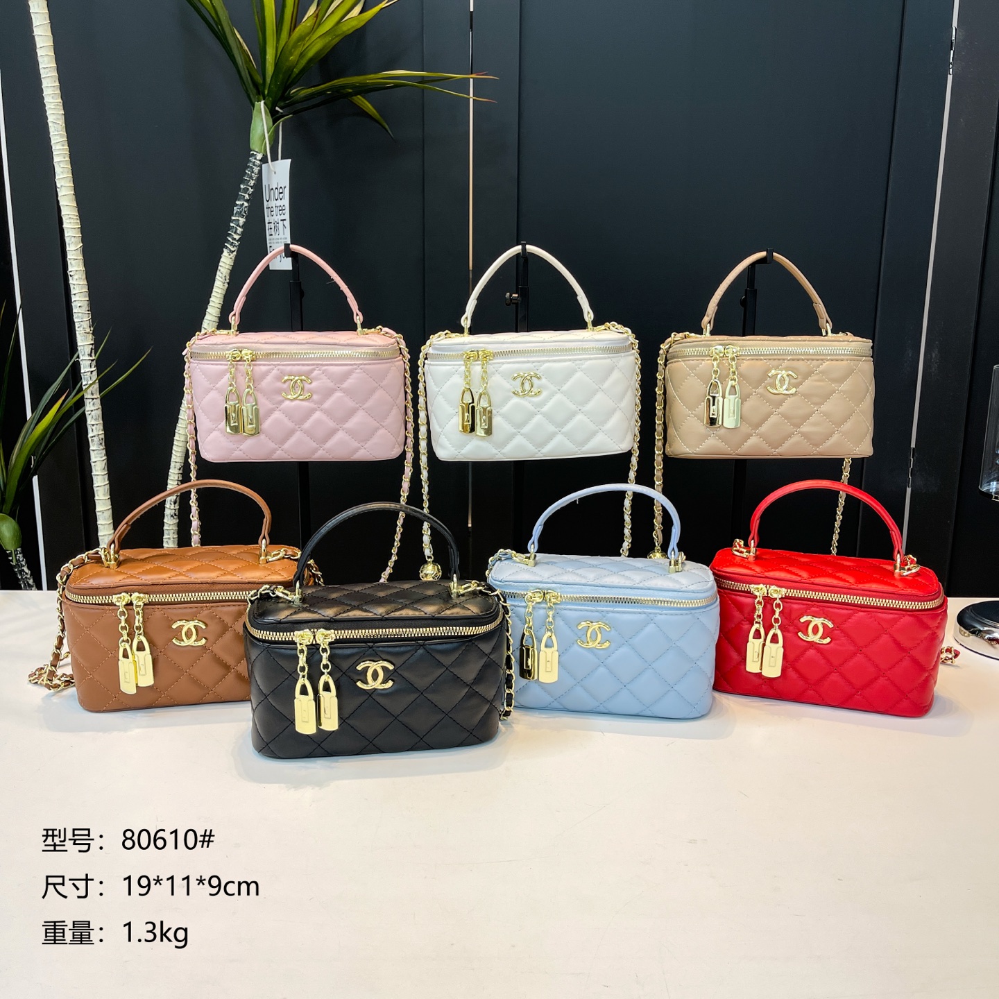 42$ dh CHANEL 80610 Shoulder bag size 19X11X9 cm 60593824925 BY2219 gallery