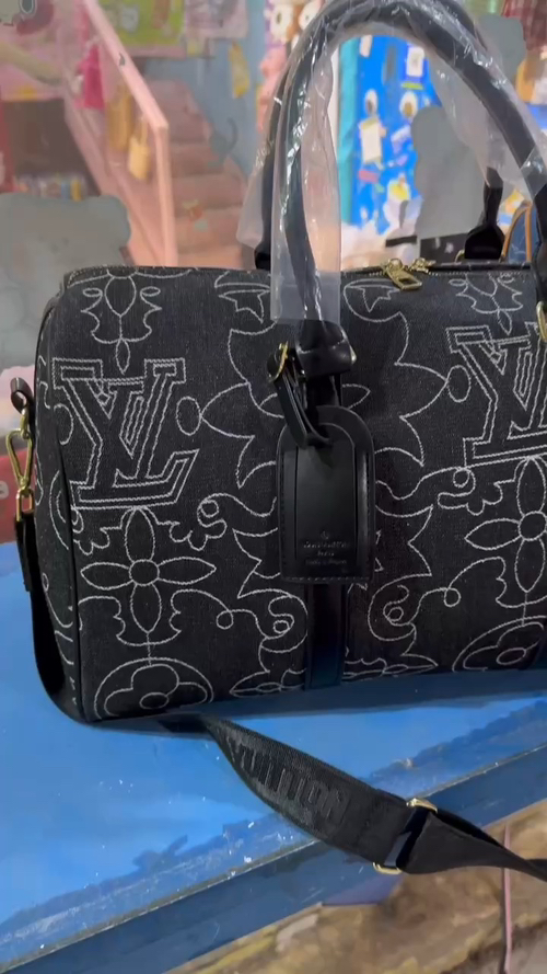 43$ LV 34613 Travelling bag size 45x29x18 cm 818706 DX770 gallery