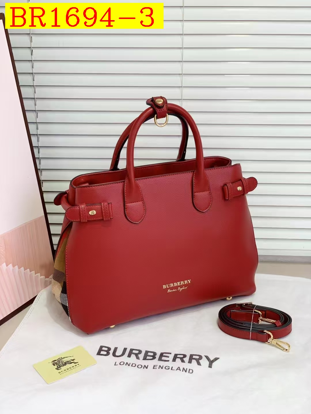 43$ dh BURBERRY 8054 Shoulder bag size 34x13x24 cm 51291024938 BR1694 gallery