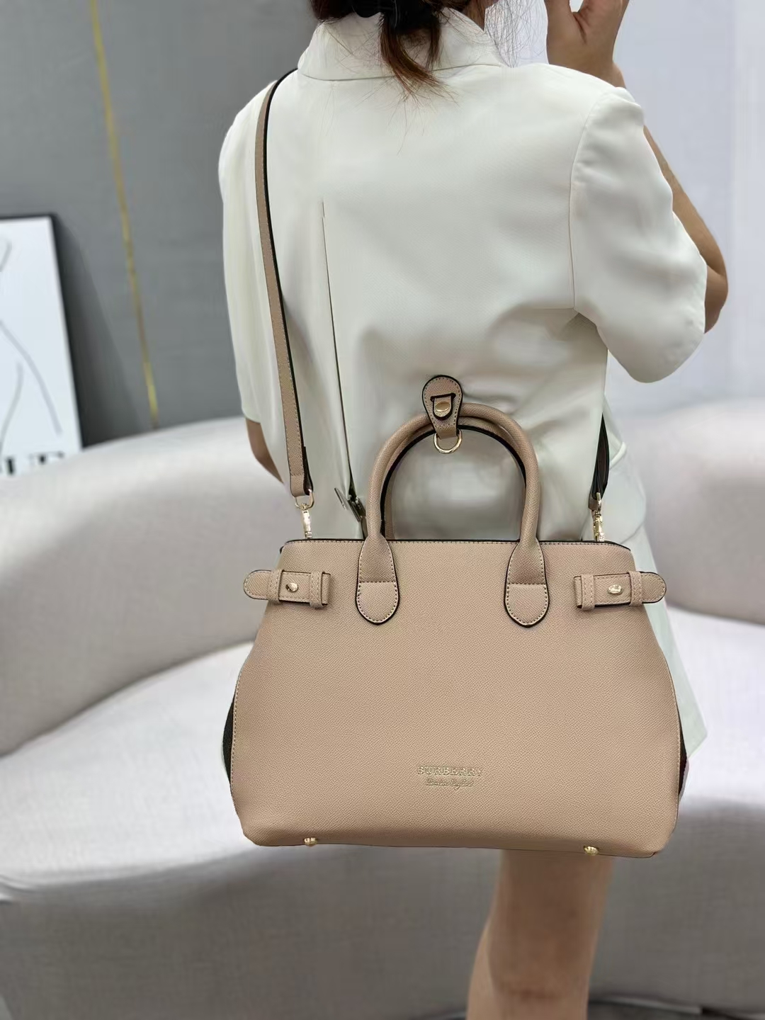 43$ dh BURBERRY 8054 Shoulder bag size 34x13x24 cm 51291024938 BR1694 gallery