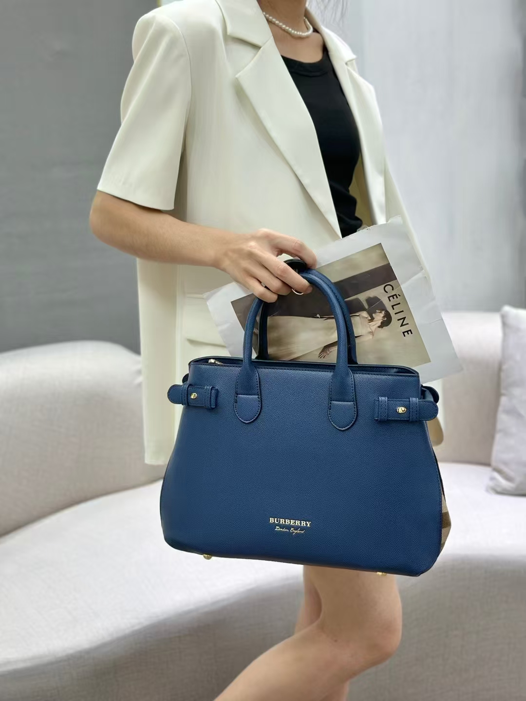 43$ dh BURBERRY 8054 Shoulder bag size 34x13x24 cm 51291024938 BR1694 gallery