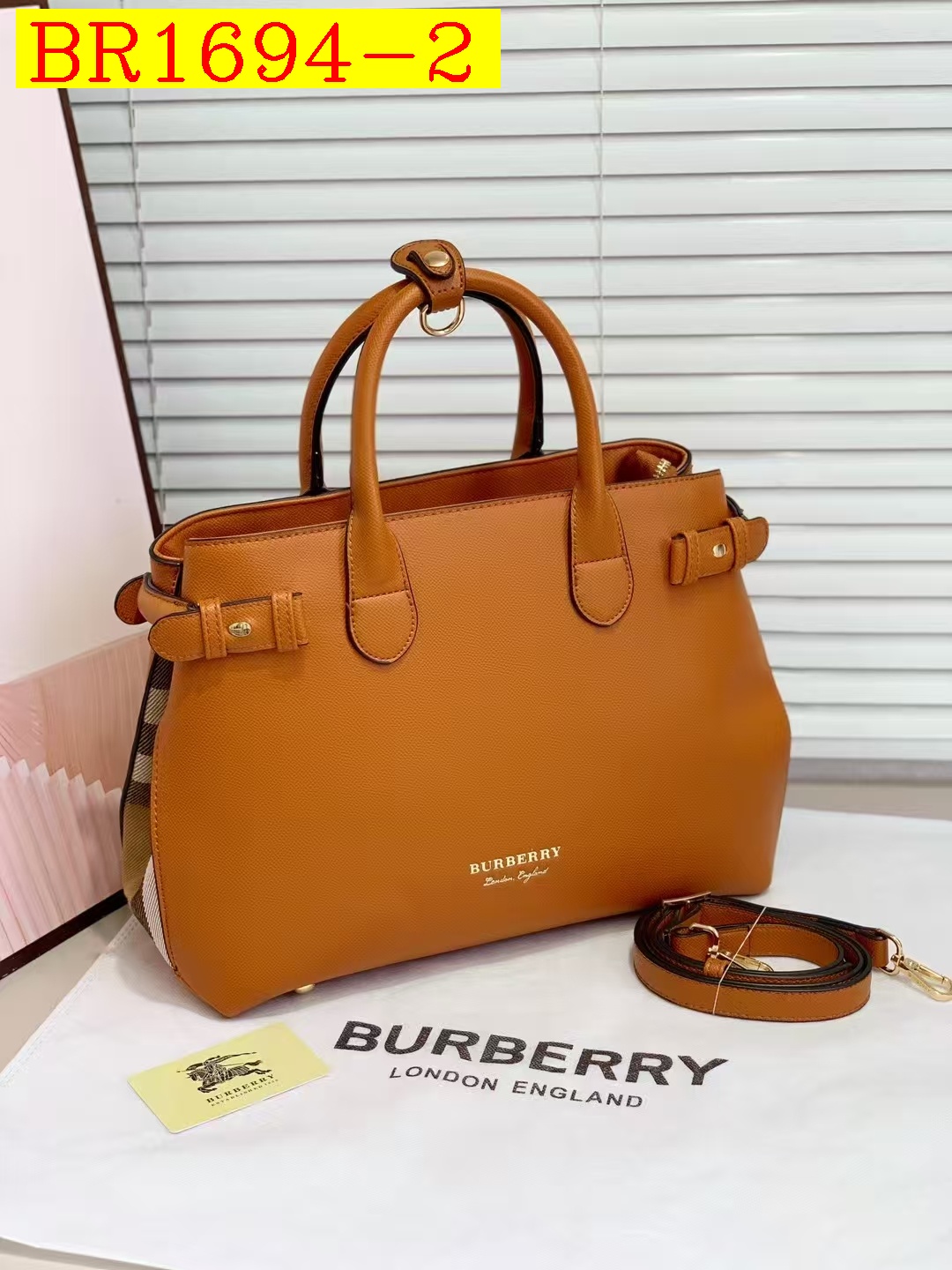 43$ dh BURBERRY 8054 Shoulder bag size 34x13x24 cm 51291024938 BR1694 gallery