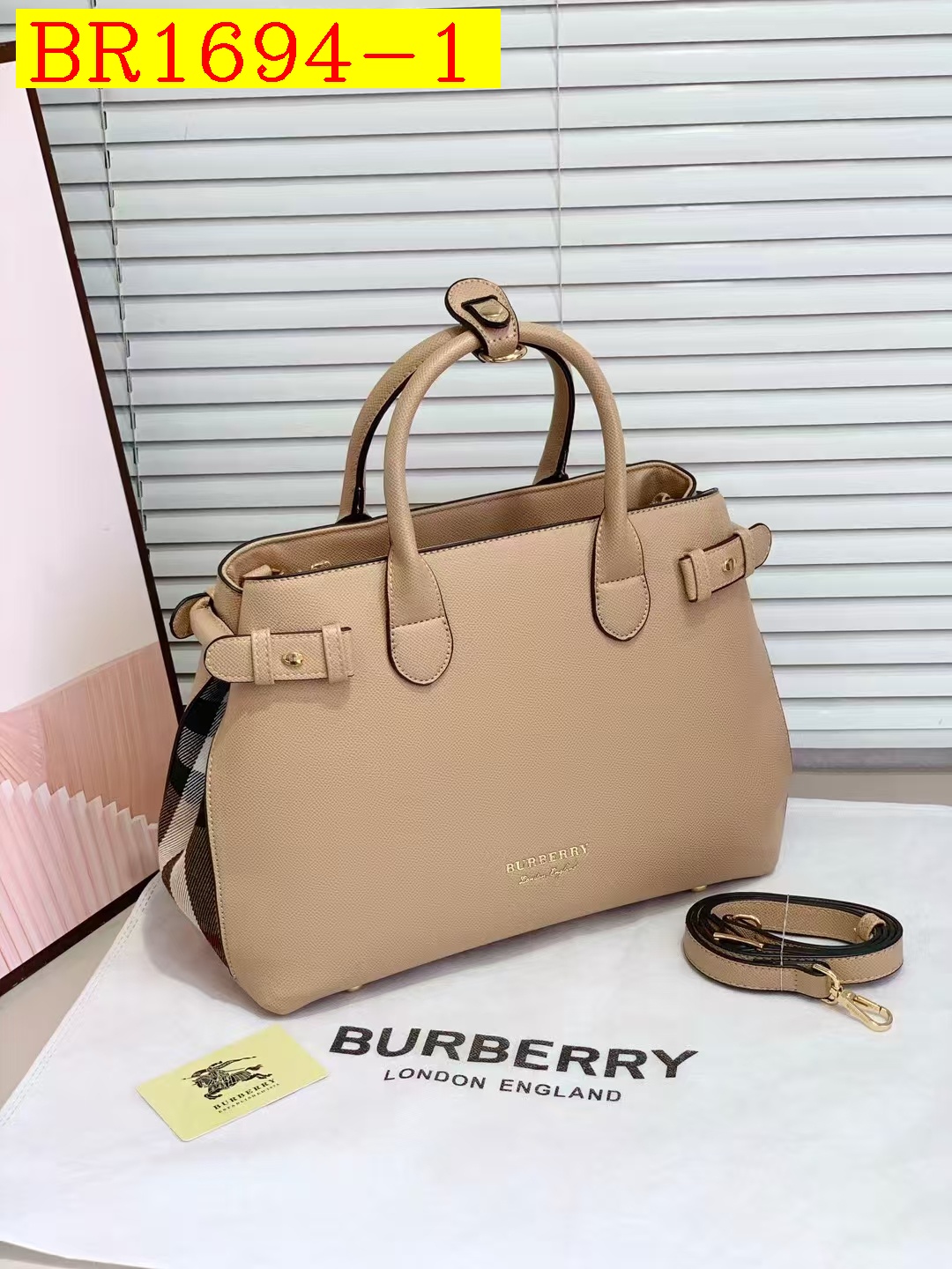 43$ dh BURBERRY 8054 Shoulder bag size 34x13x24 cm 51291024938 BR1694 gallery