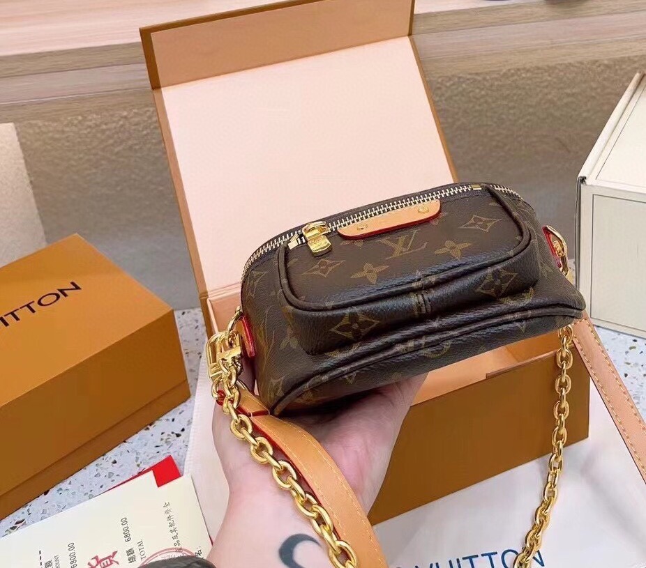 43$ new_dh LV 2023 SIZE 19X12X9 CM 92635024813 DX2B74 gallery