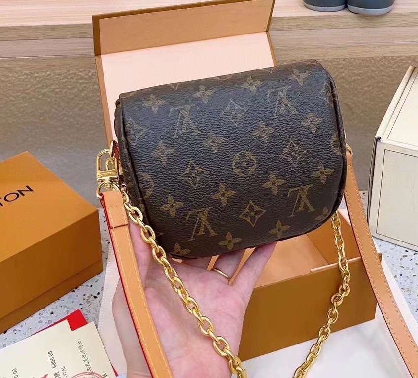 43$ new_dh LV 2023 SIZE 19X12X9 CM 92635024813 DX2B74 gallery