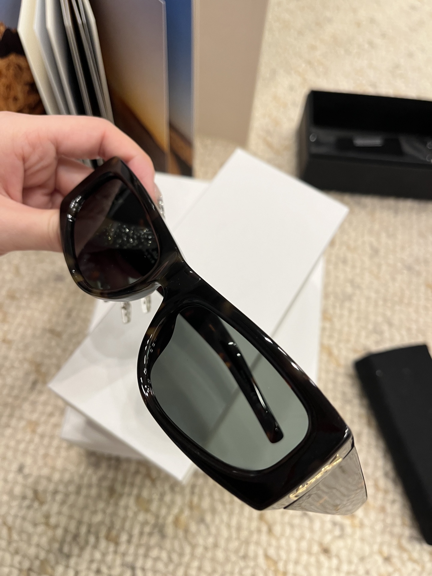 45$ dh YSL Sunglassess With Box 92685034157 MYJ2 gallery