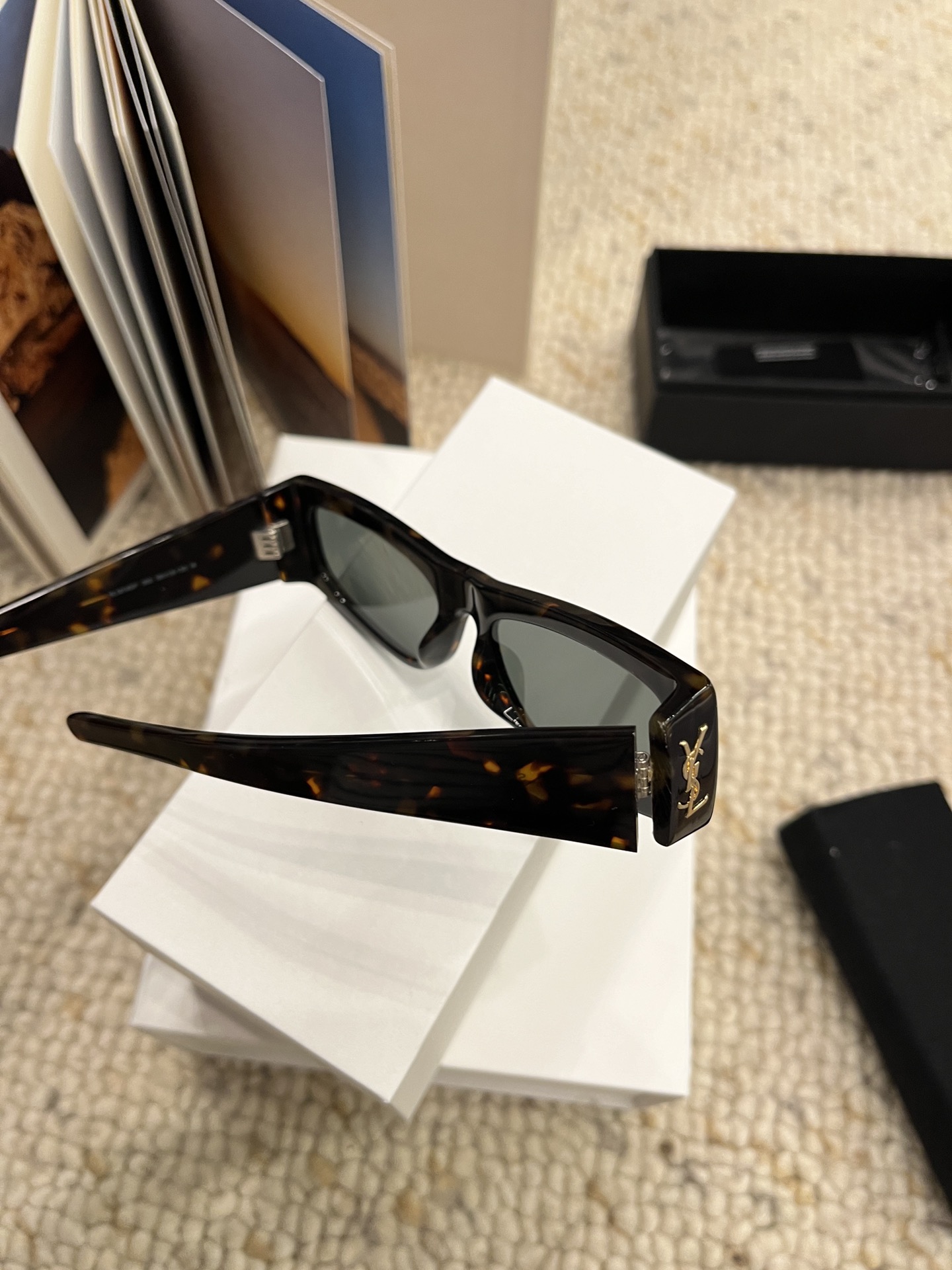 45$ dh YSL Sunglassess With Box 92685034157 MYJ2 gallery
