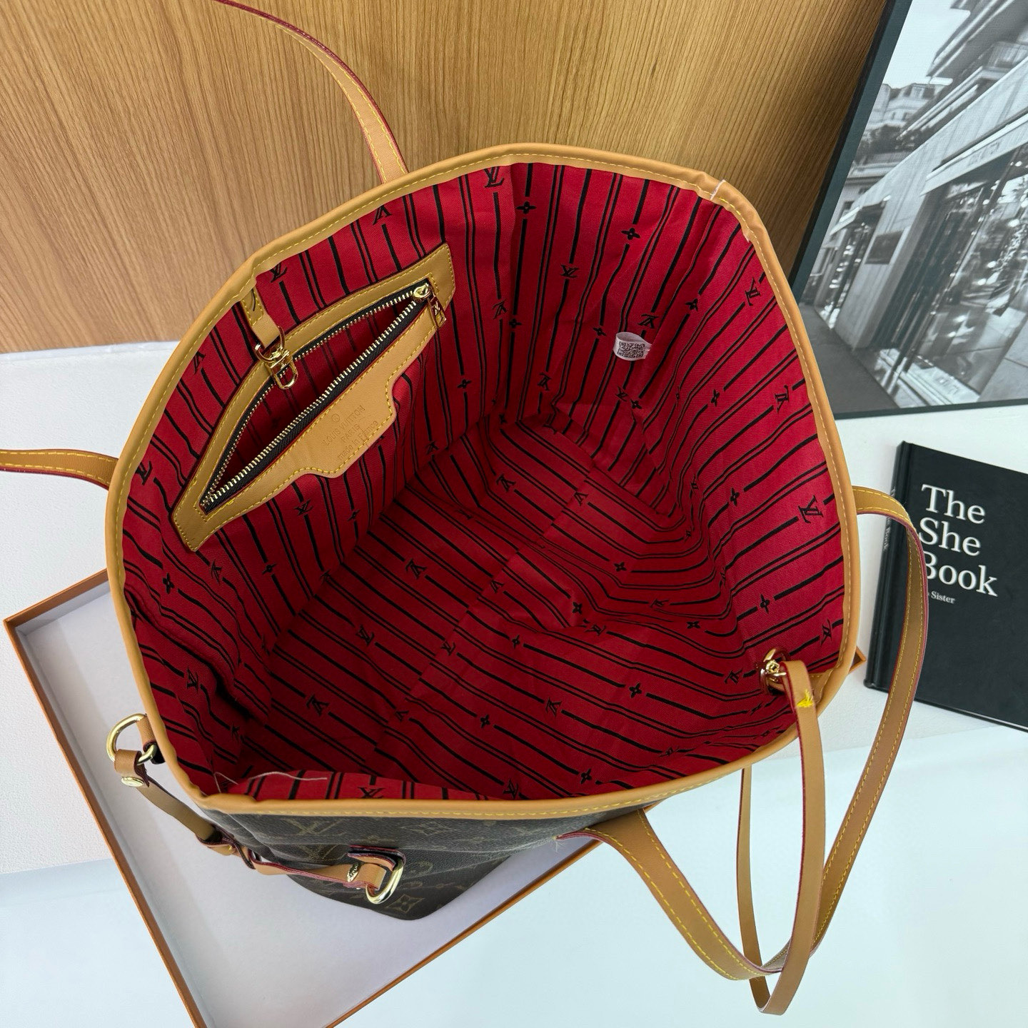 48$ Lv Y002 tote pu size 43x29x17 cm 017630 DX716 gallery