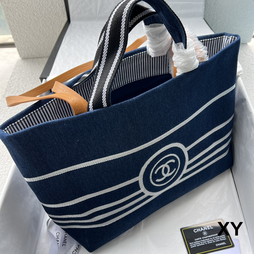 49$ new_dh CHANEL 5005 size 43X28 CM 92561034261 XR1B328 gallery