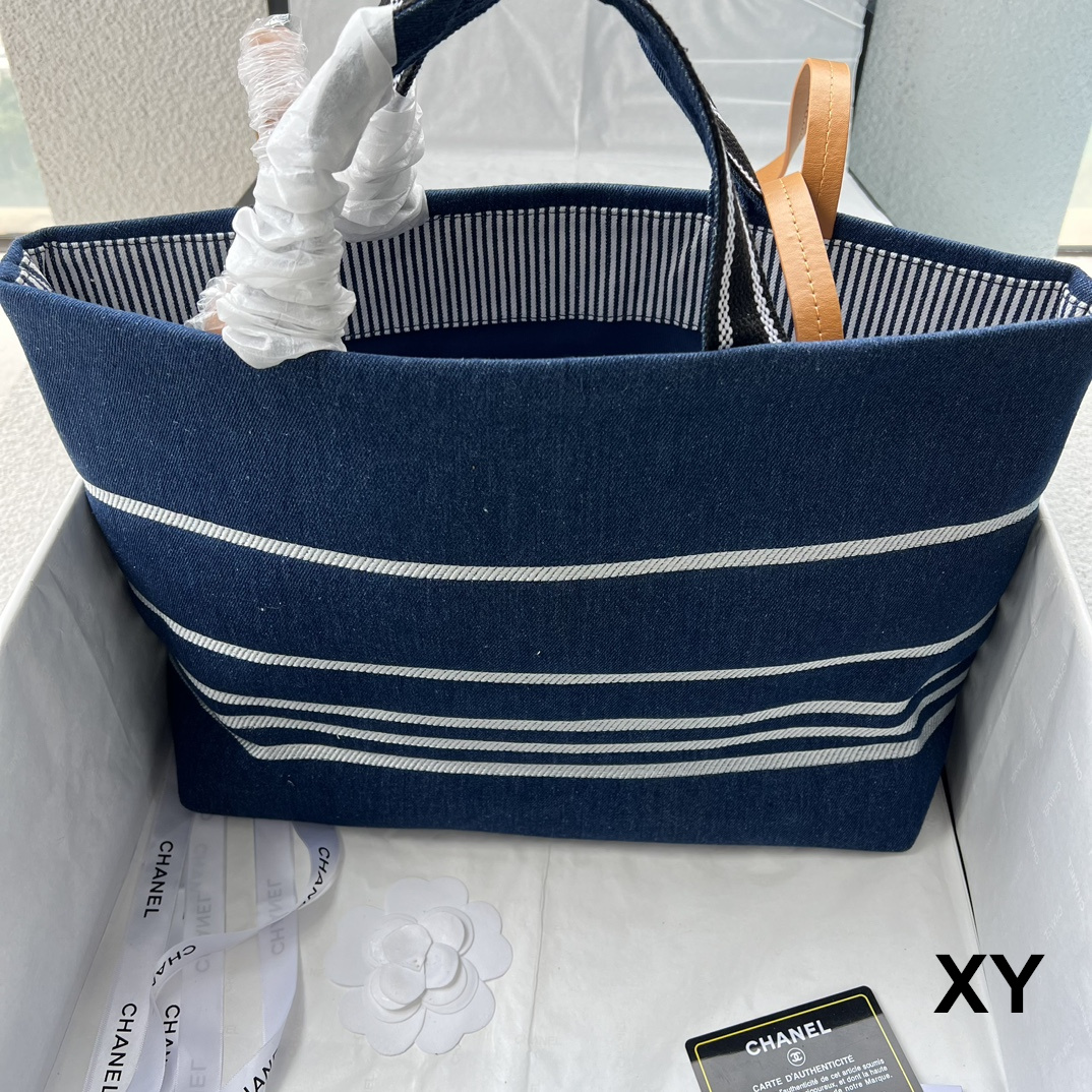 49$ new_dh CHANEL 5005 size 43X28 CM 92561034261 XR1B328 gallery