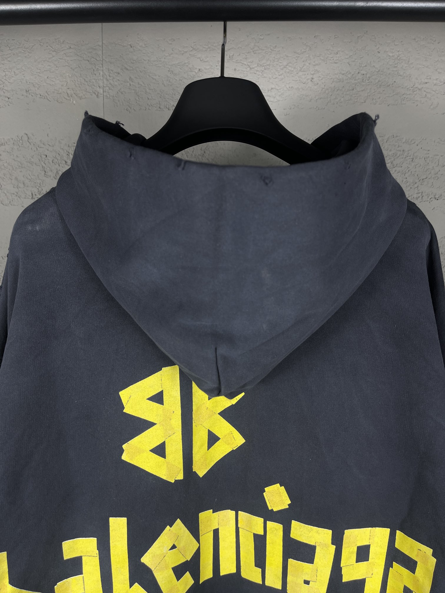 51$ 02342 BALENCIXGA size XS-L 535420 CODE WX82 gallery