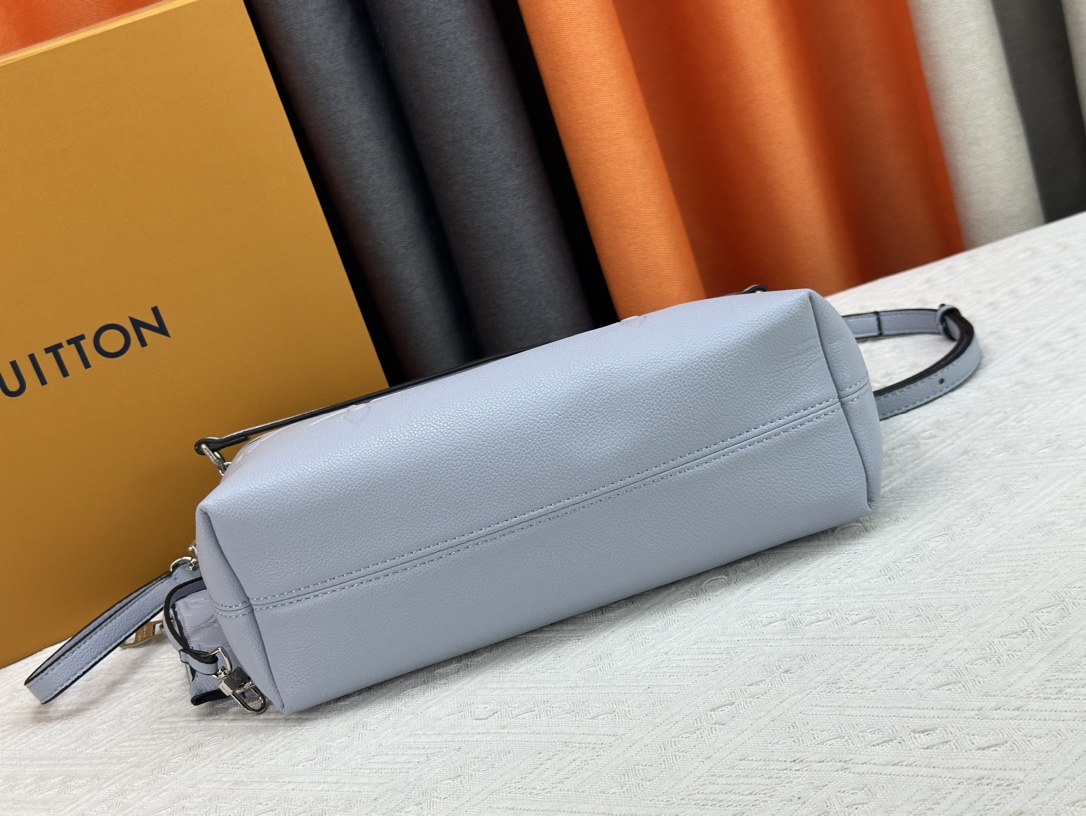 51$ new_dh LV M46545  M46492 size 28X20X11 CM 43105034386 XR1B370 gallery