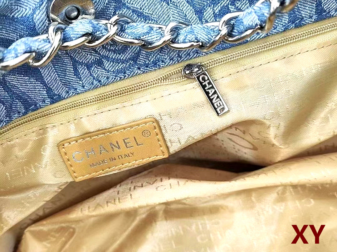 54$ CHANEL 1986 Shoulder bag size 51x23 cm 024530 BR1766 gallery