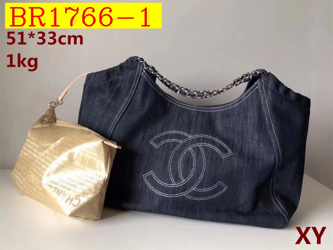 54$ CHANEL 1986 Shoulder bag size 51x23 cm 024530 BR1766 gallery