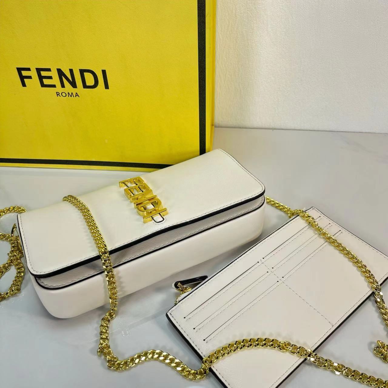 54$ new_dh FENDI  size 21X11X4 CM 53142035515 XR6B172 gallery