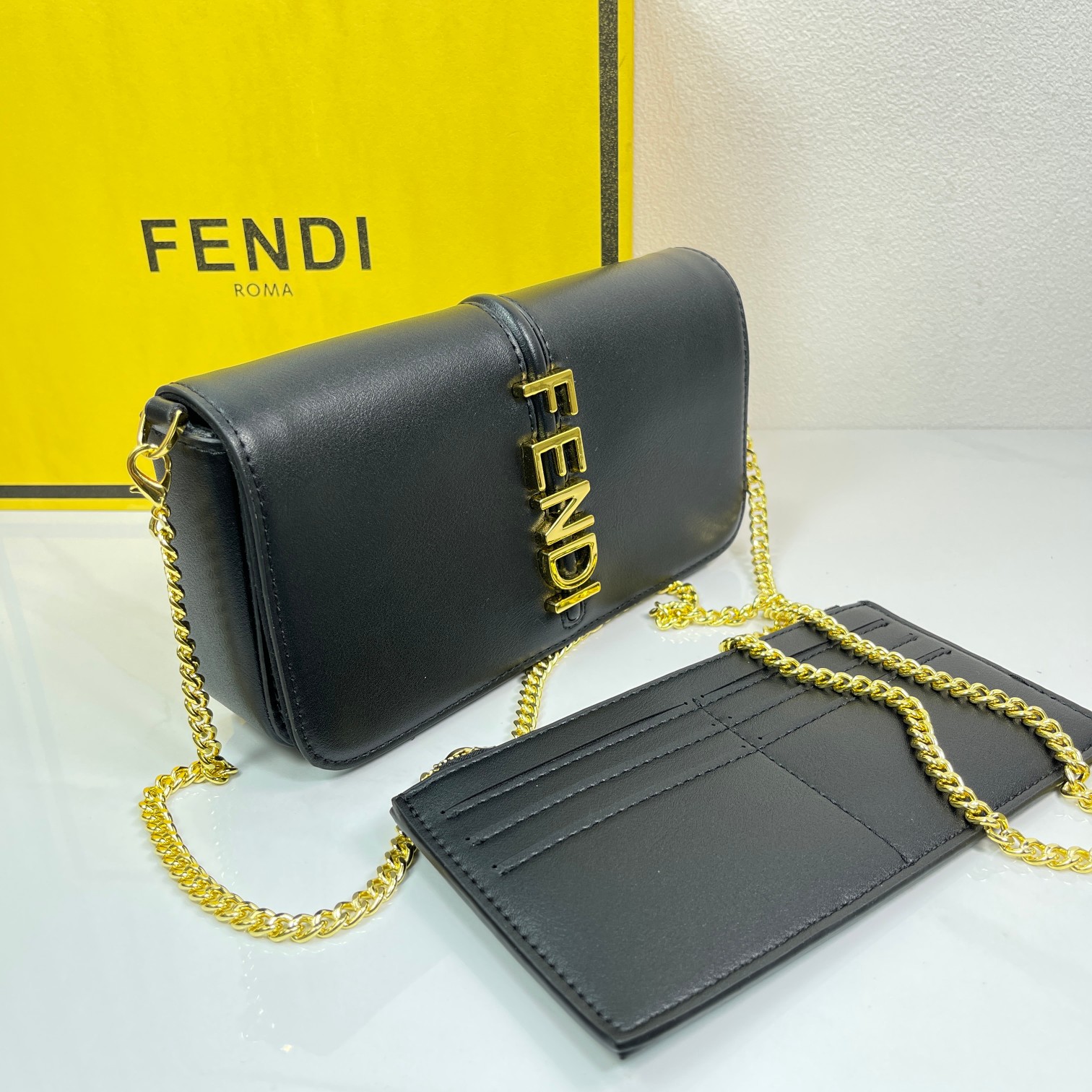 54$ new_dh FENDI  size 21X11X4 CM 53142035515 XR6B172 gallery