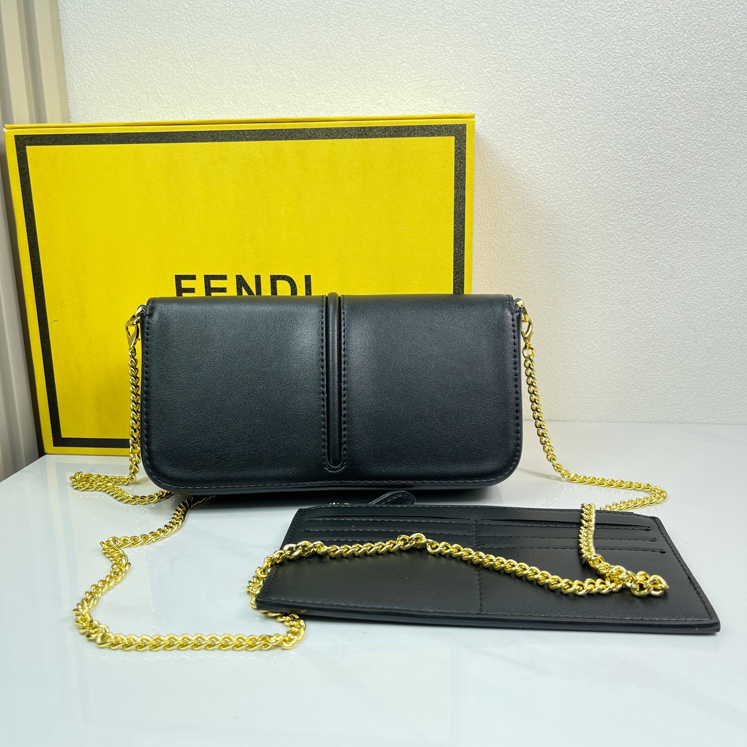 54$ new_dh FENDI  size 21X11X4 CM 53142035515 XR6B172 gallery
