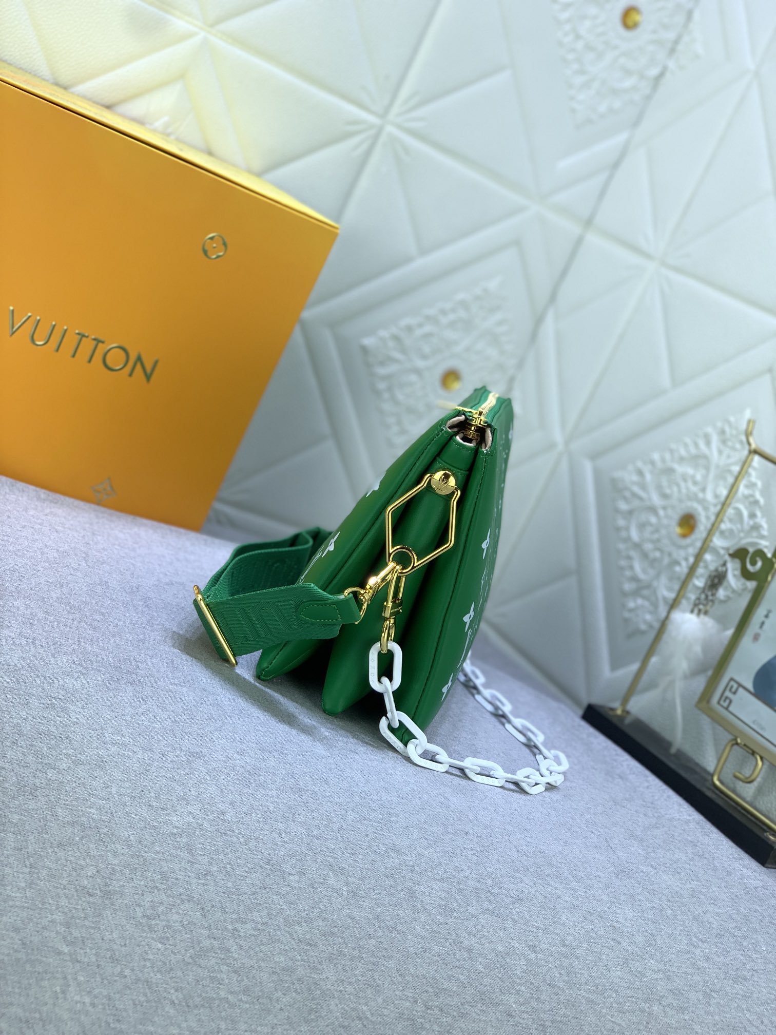 55$ new_dh LV_ M57913  Size 26X20X12 CM  93546035620 XR1B197 gallery