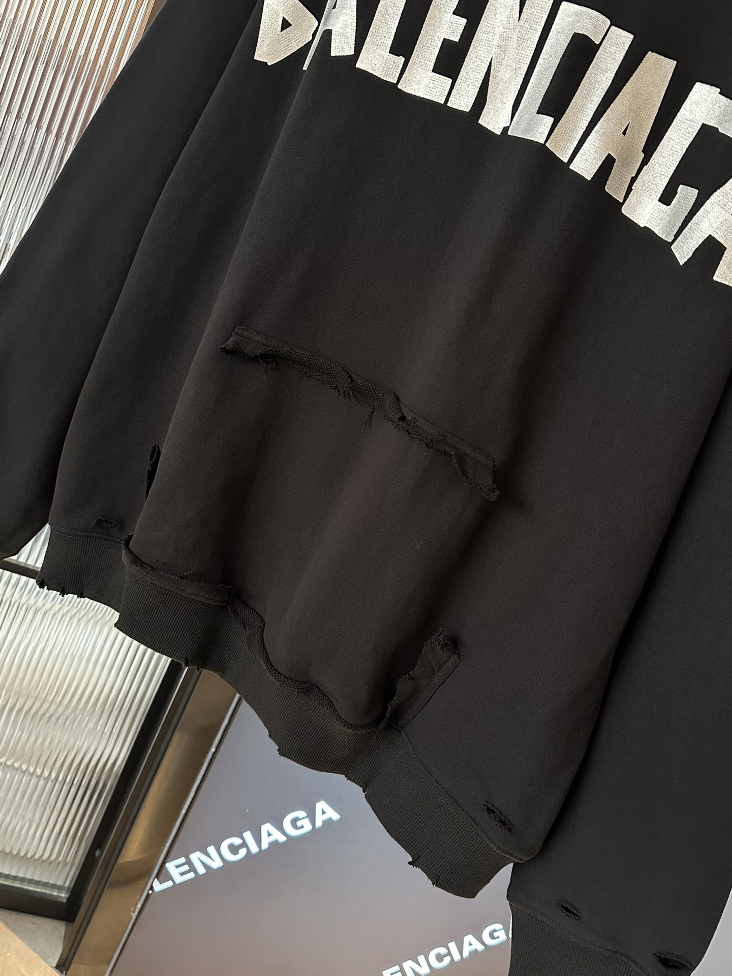 56$ Balenciaga 24FW Sweatshirt size XS-L 330050 WX142 gallery