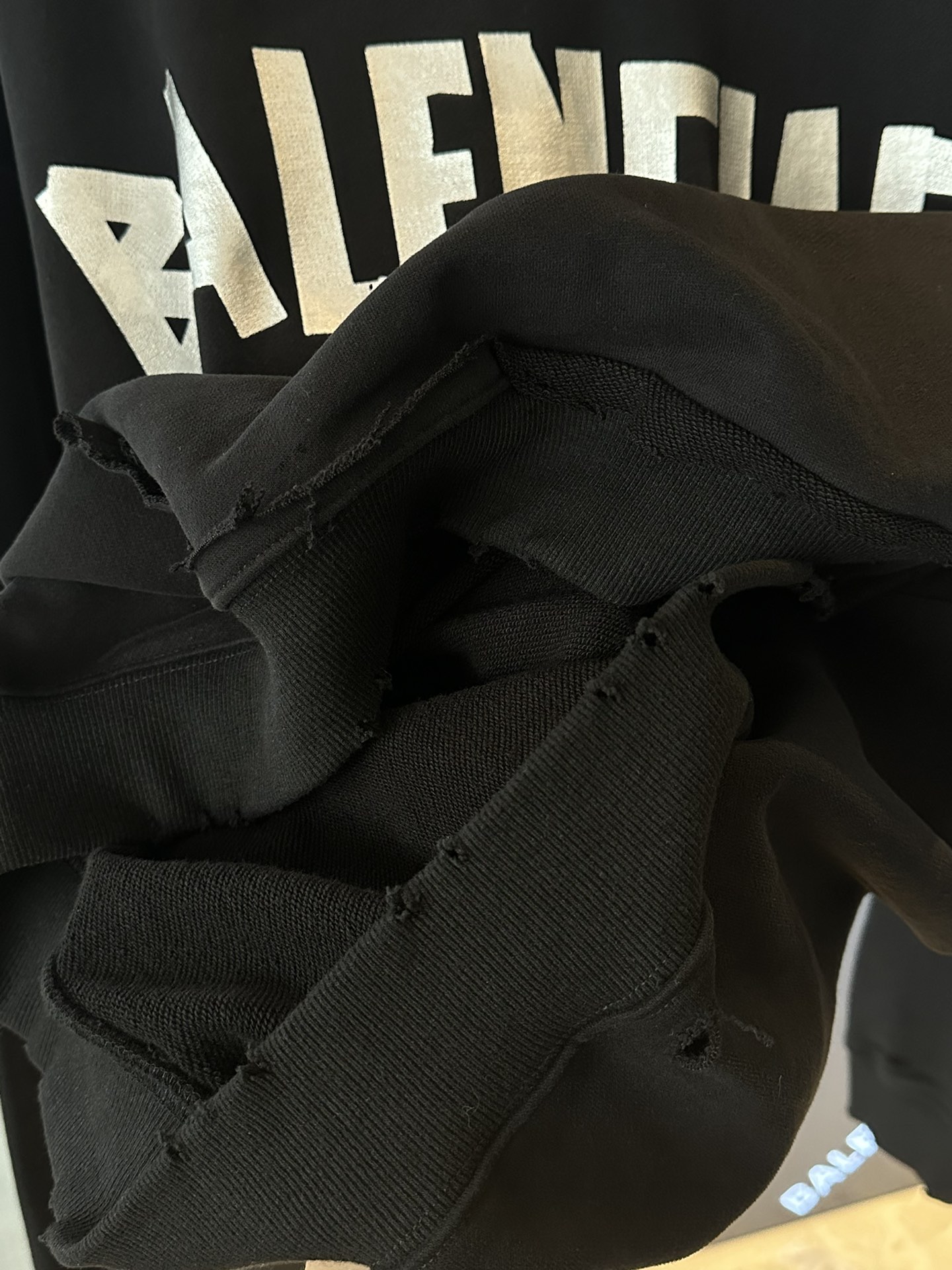 56$ Balenciaga 24FW Sweatshirt size XS-L 330050 WX142 gallery