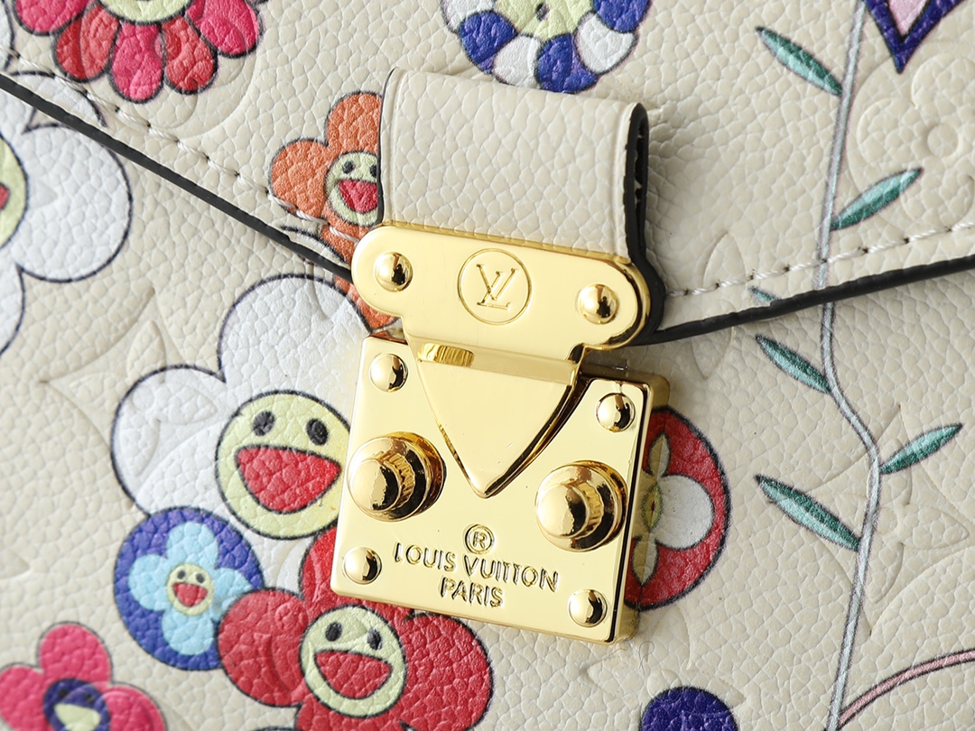 57$ LV M40780 M41487 size 25x19x7 cm 234450 BR1874 gallery