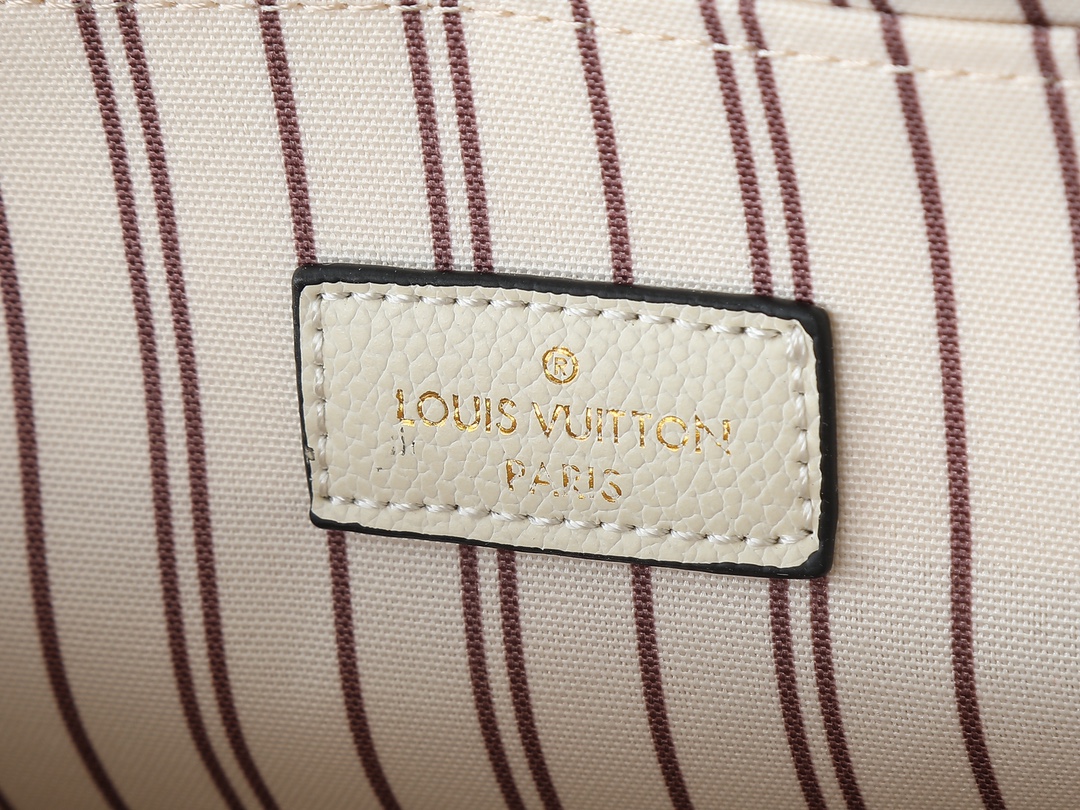 57$ LV M40780 M41487 size 25x19x7 cm 234450 BR1874 gallery