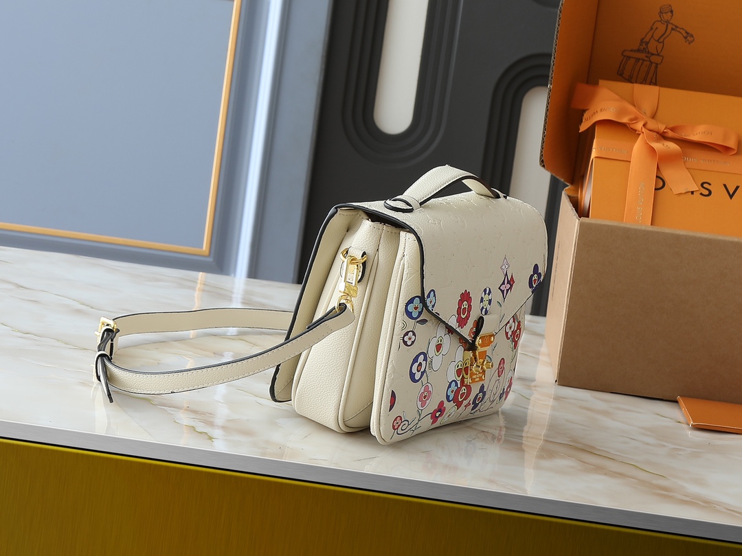 57$ LV M40780 M41487 size 25x19x7 cm 234450 BR1874 gallery