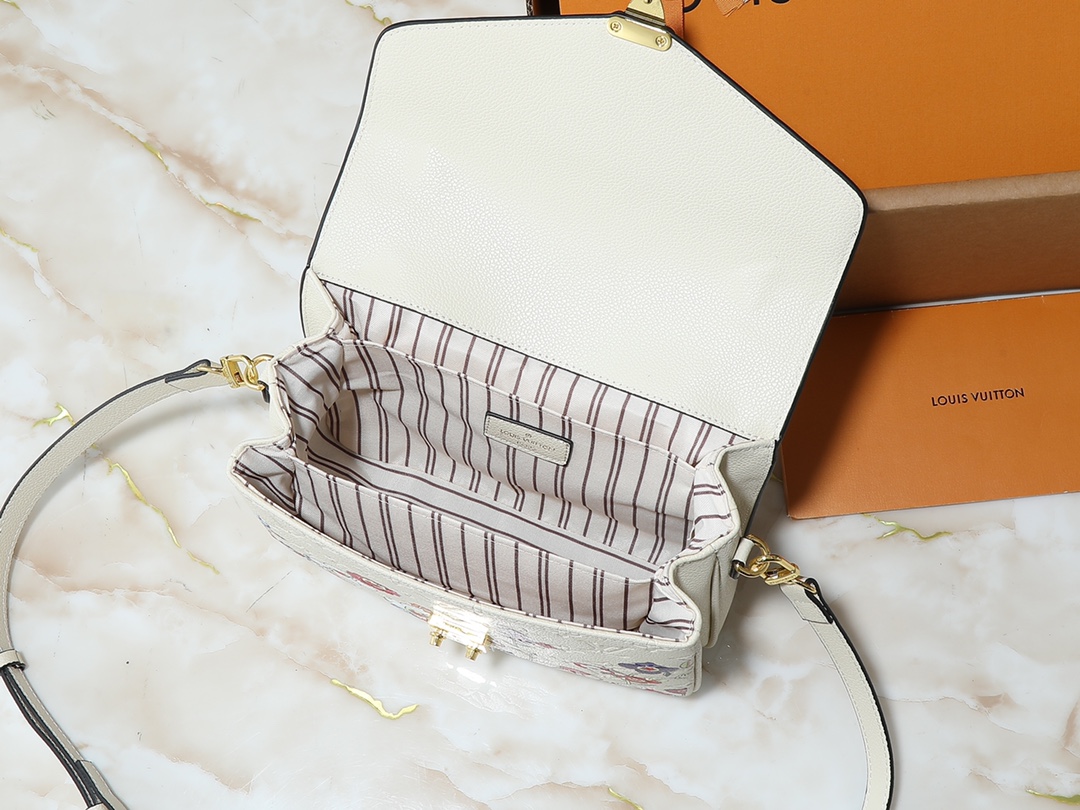 57$ LV M40780 M41487 size 25x19x7 cm 234450 BR1874 gallery