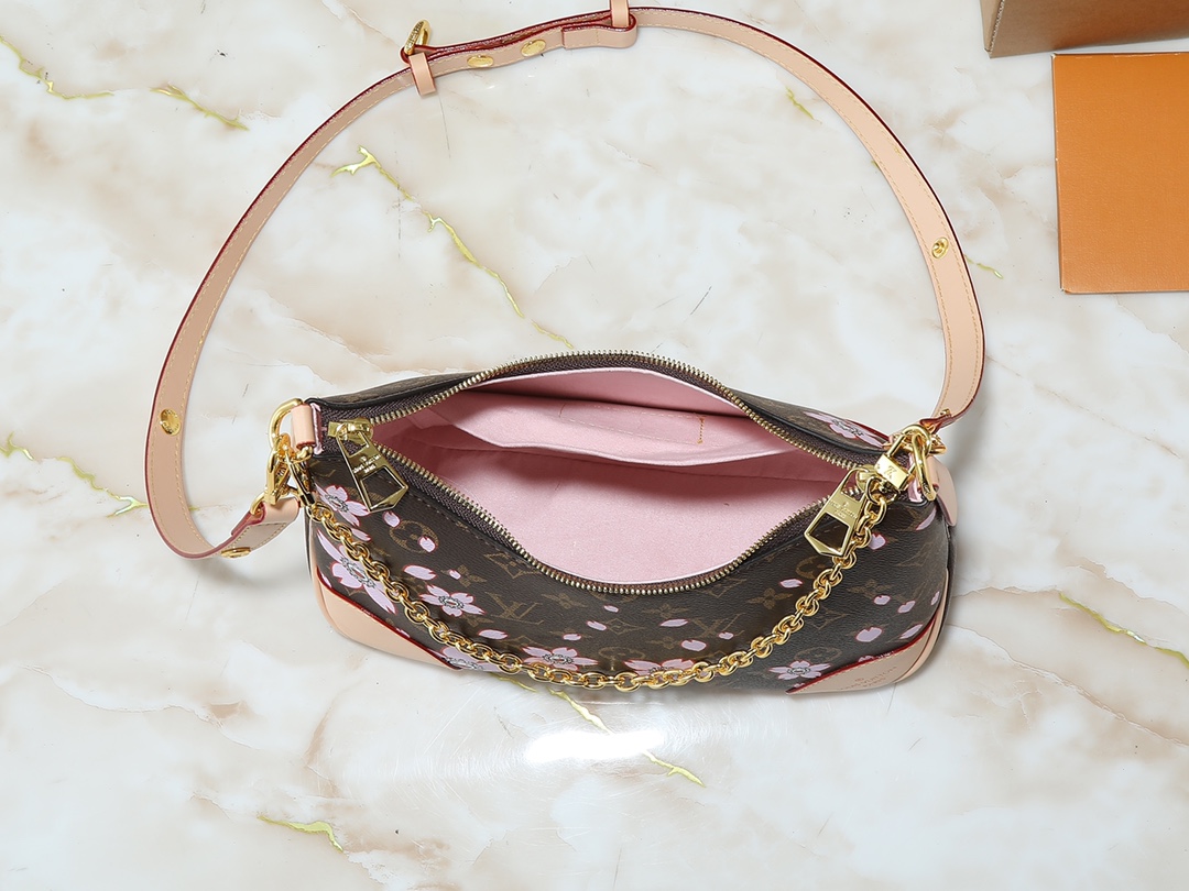 57$ LV M45832 size 27x16x10 cm 938470 BR1876 gallery