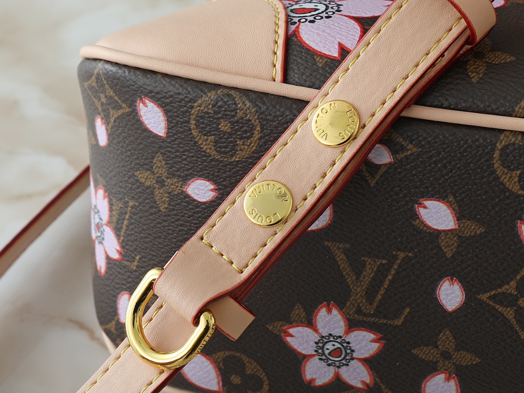 57$ LV M45832 size 27x16x10 cm 938470 BR1876 gallery
