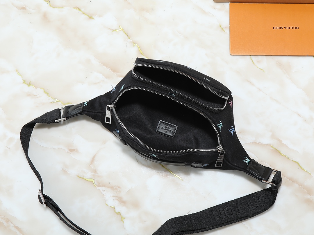 57$ LV Monogram Dust Shoulder bag size 30x15x8 cm 133440 BR2070 gallery