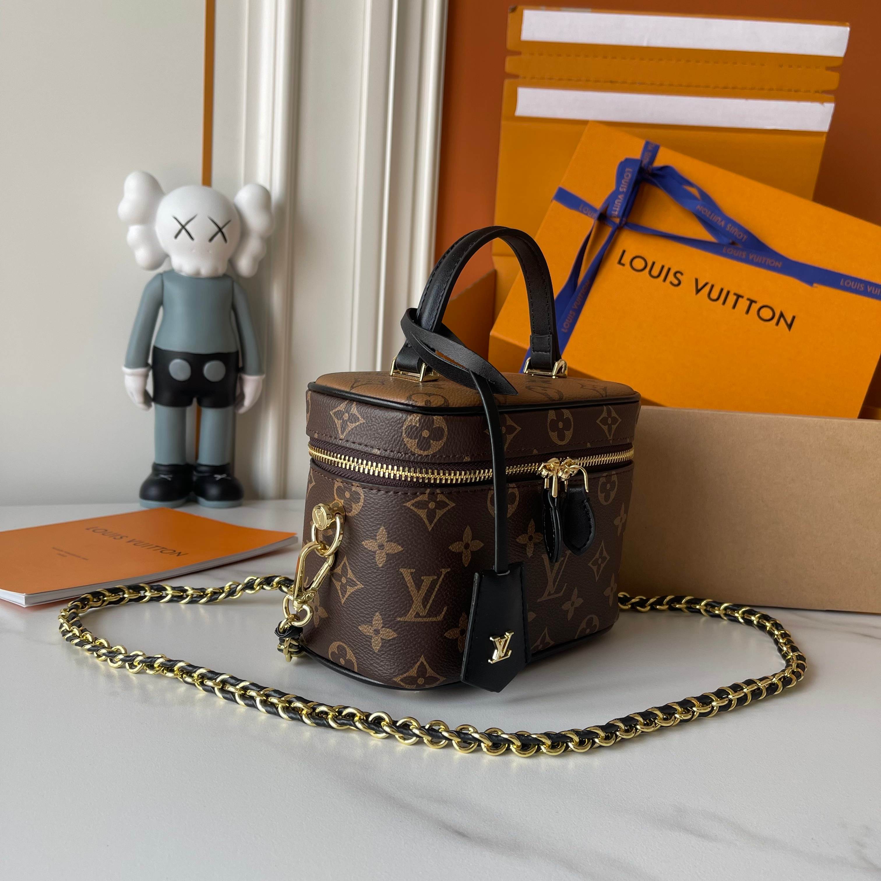 58$ LV Giant Monogram Shoulder bag size 19x13x11 cm 234480 BR2090 gallery