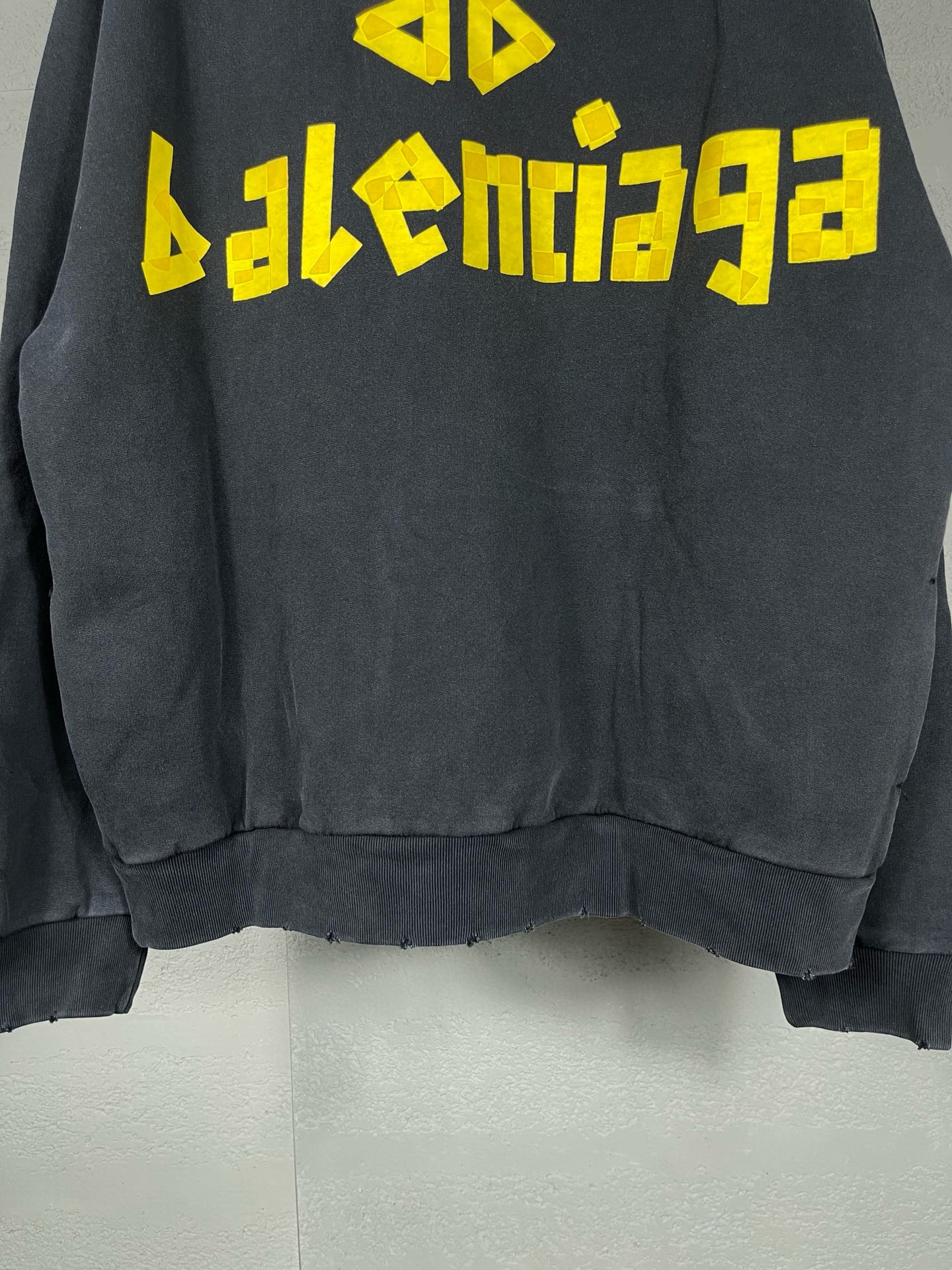 61$ BALENCIXGA 23ss Sweatshirt size XS-L 931460 WX150 gallery