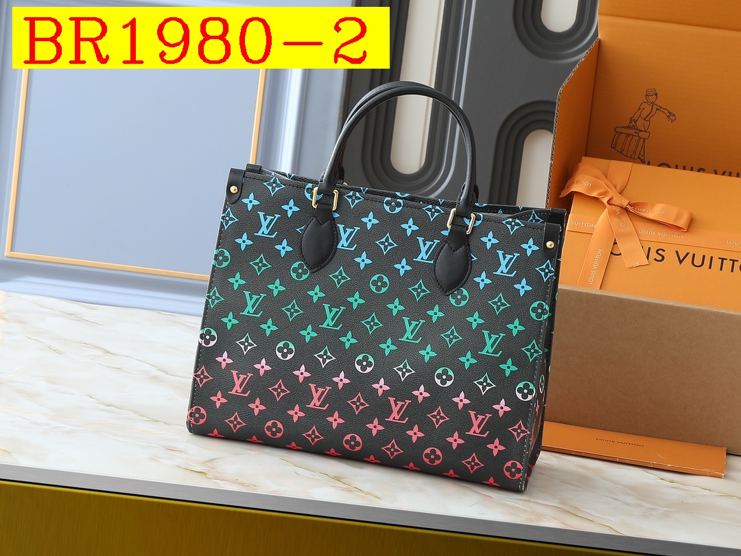 61$ LV Onthego Monogram size 34x26x13 cm 25x19x11 cm 035690 BR1980 gallery