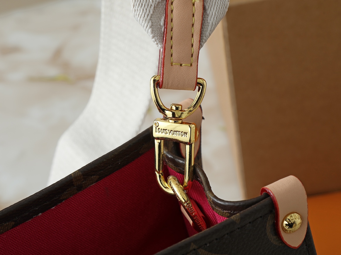 61$ LV Onthego Monogram size 34x26x13 cm 25x19x11 cm 235670 BR1982 gallery