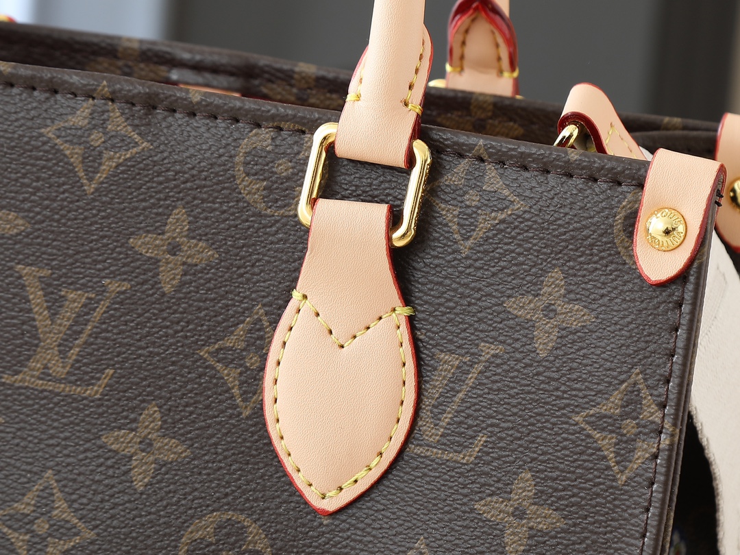 61$ LV Onthego Monogram size 34x26x13 cm 25x19x11 cm 235670 BR1982 gallery