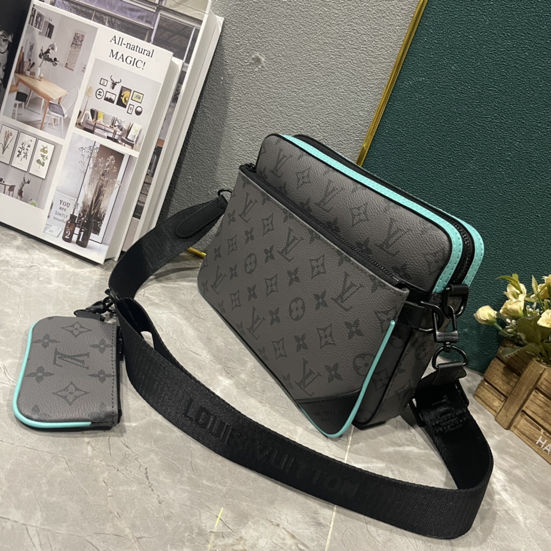 63$ LV Monogram Eclipse Shoulder bag size 25X18X7 cm 636800 BR2136 gallery
